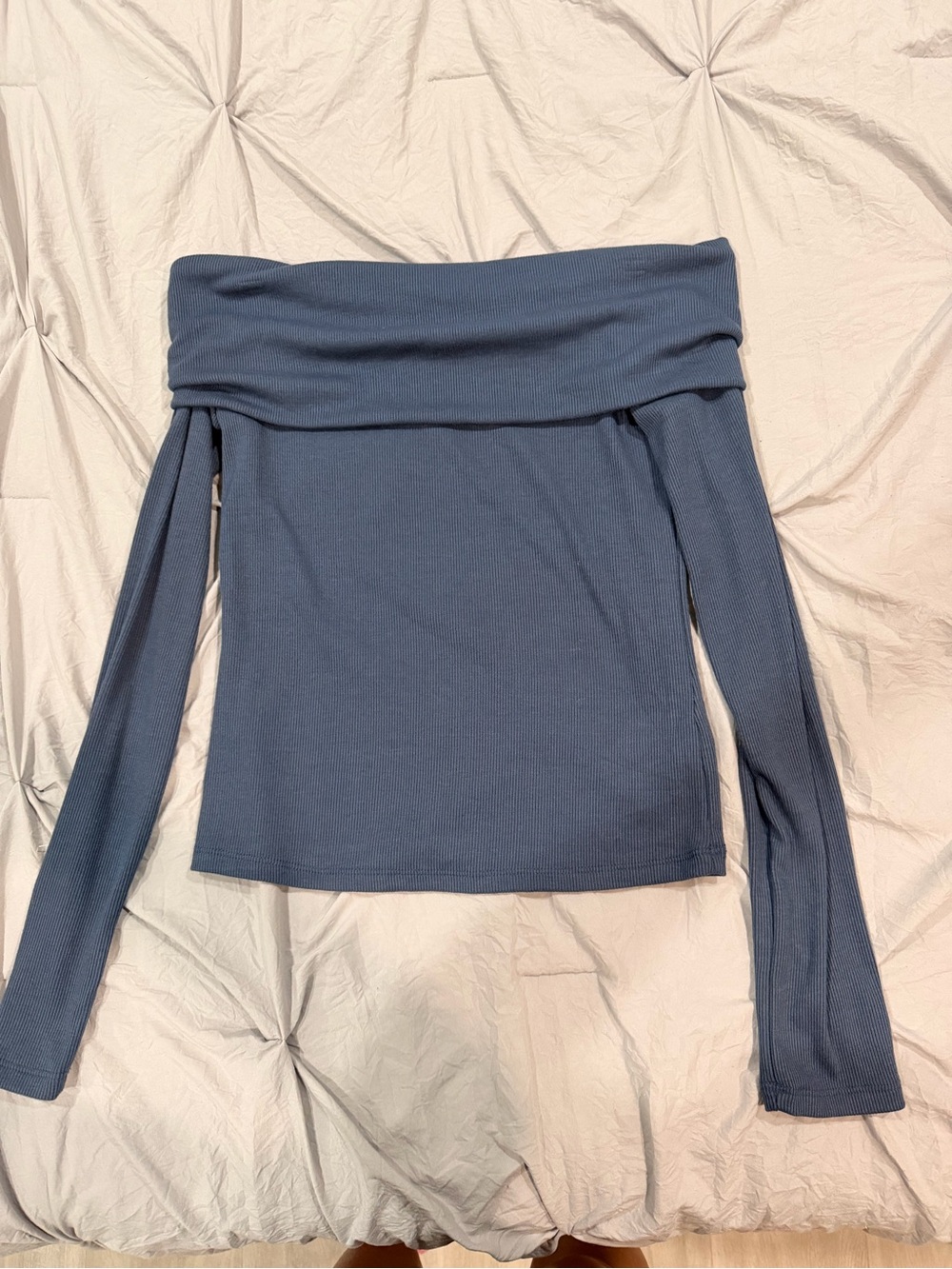 SO Off-Shoulder Long Sleeve Top in Dusty Blue